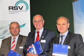 RSV Geschäftsführer Tim Krüger, GSTT Geschäftsführer Dr. Klaus Beyer, Präsident Brandenburgische Wasserakademie, Peter Sczepanski